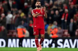 NG娱乐-萨拉赫在西班牙队比赛中出色防守，逆转引发热议！的简单介绍